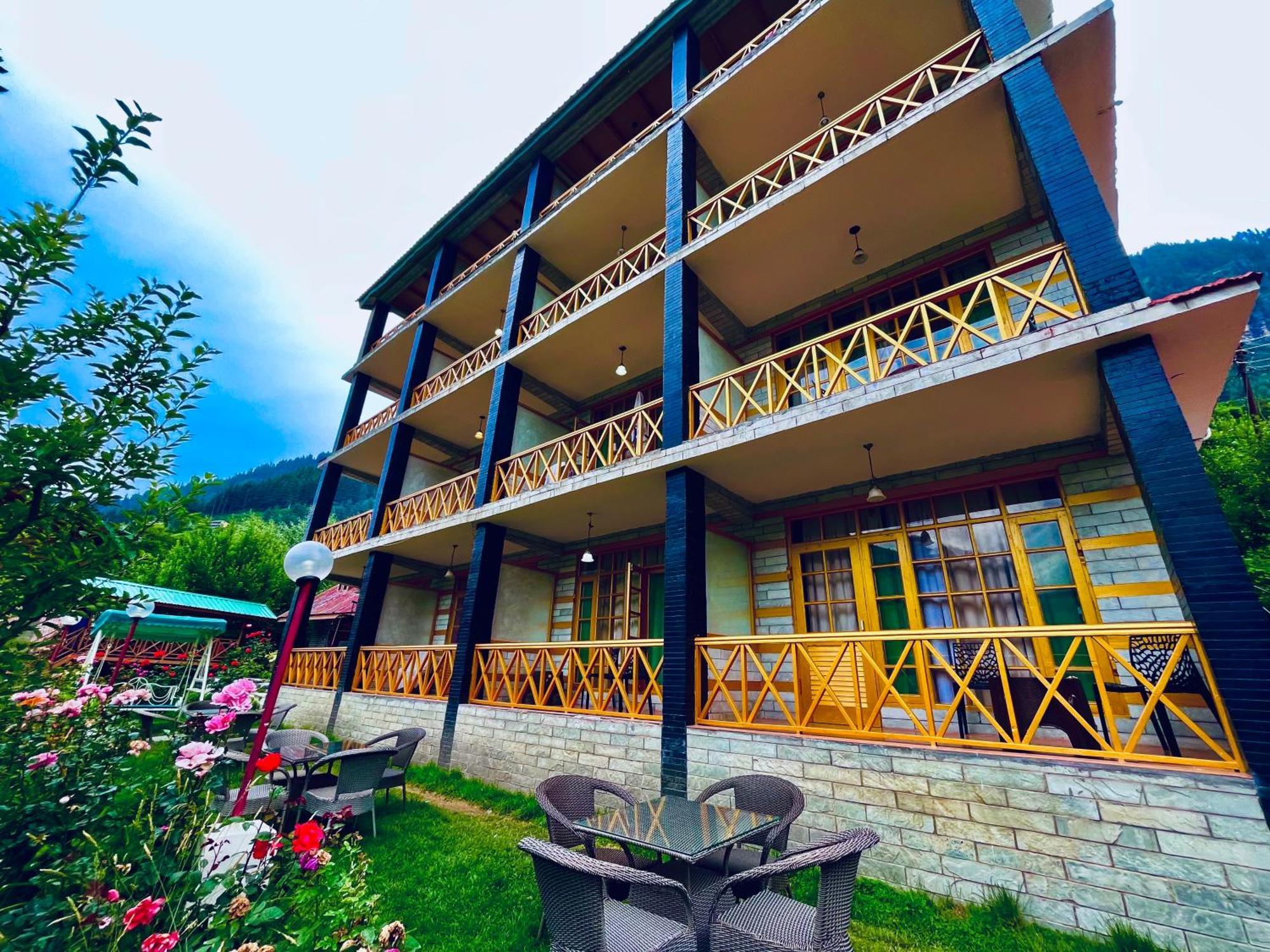 Naina Deventure Resort, Manali - Premium Rooms With Centrally Heated & Scenic View Exterior photo