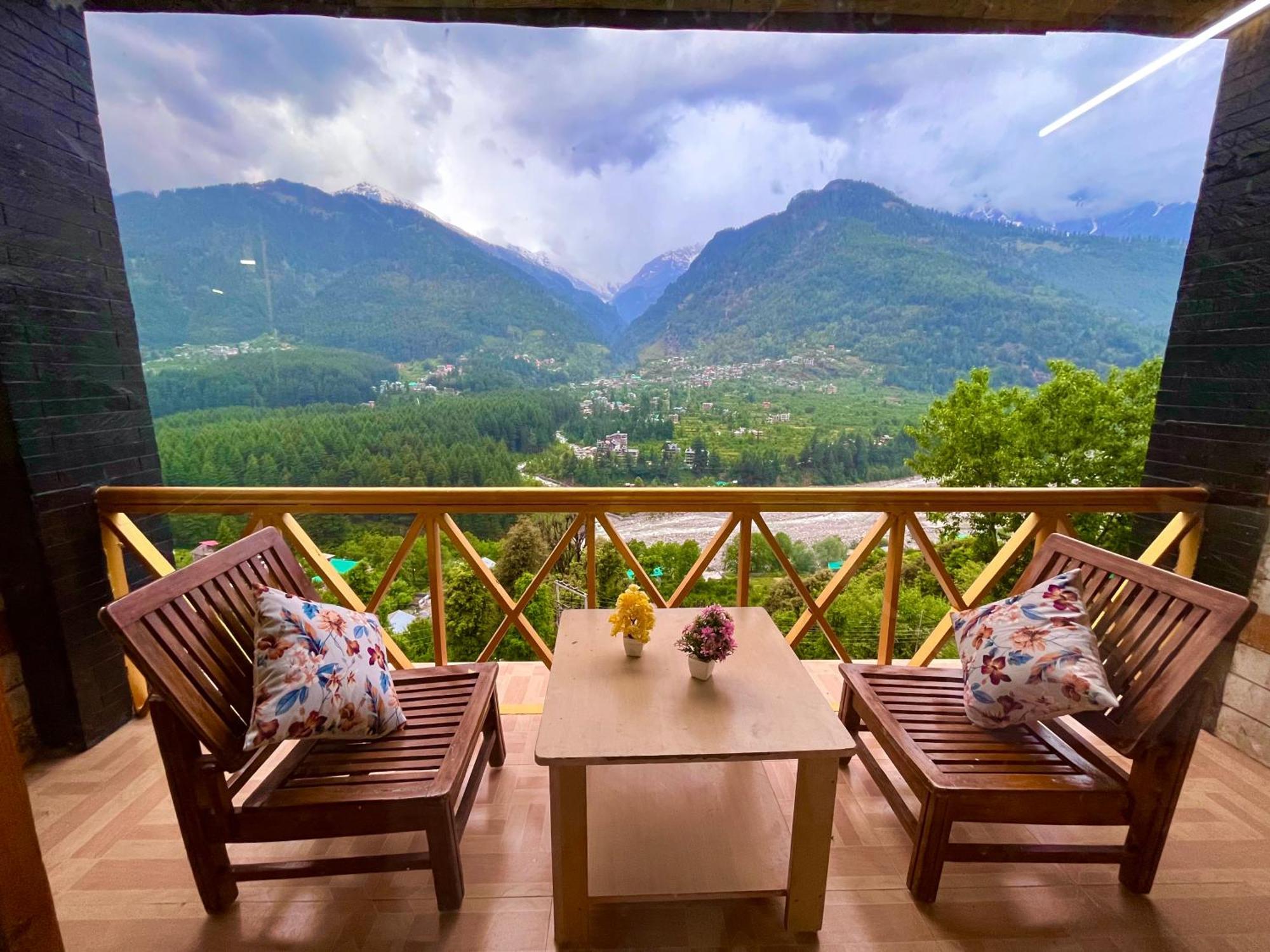 Naina Deventure Resort, Manali - Premium Rooms With Centrally Heated & Scenic View Exterior photo
