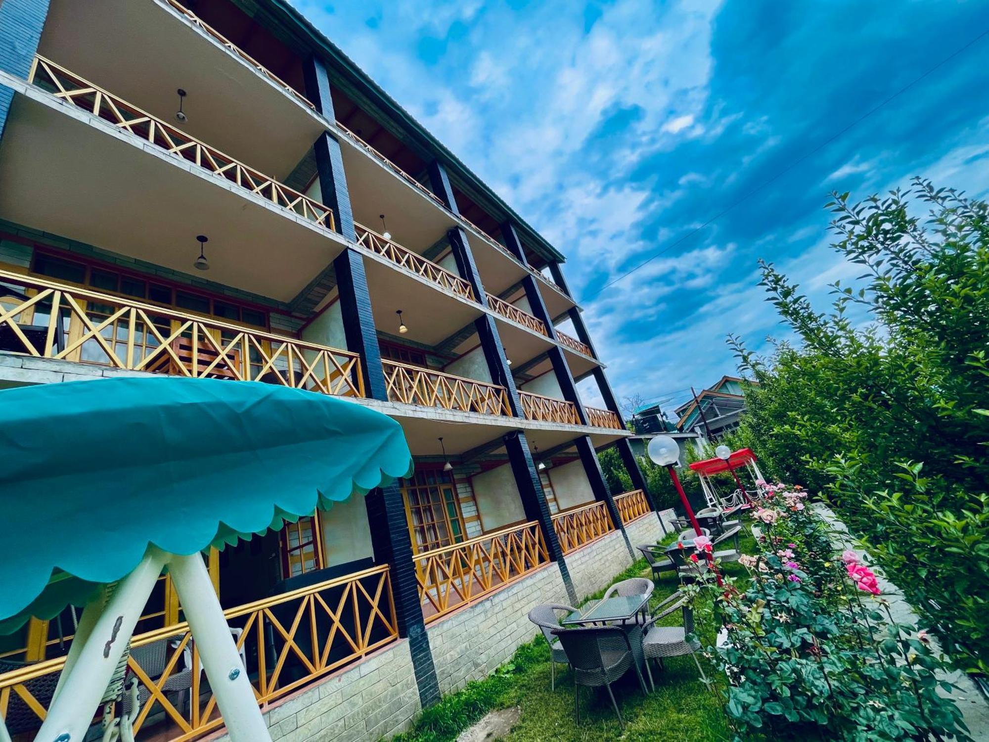 Naina Deventure Resort, Manali - Premium Rooms With Centrally Heated & Scenic View Exterior photo
