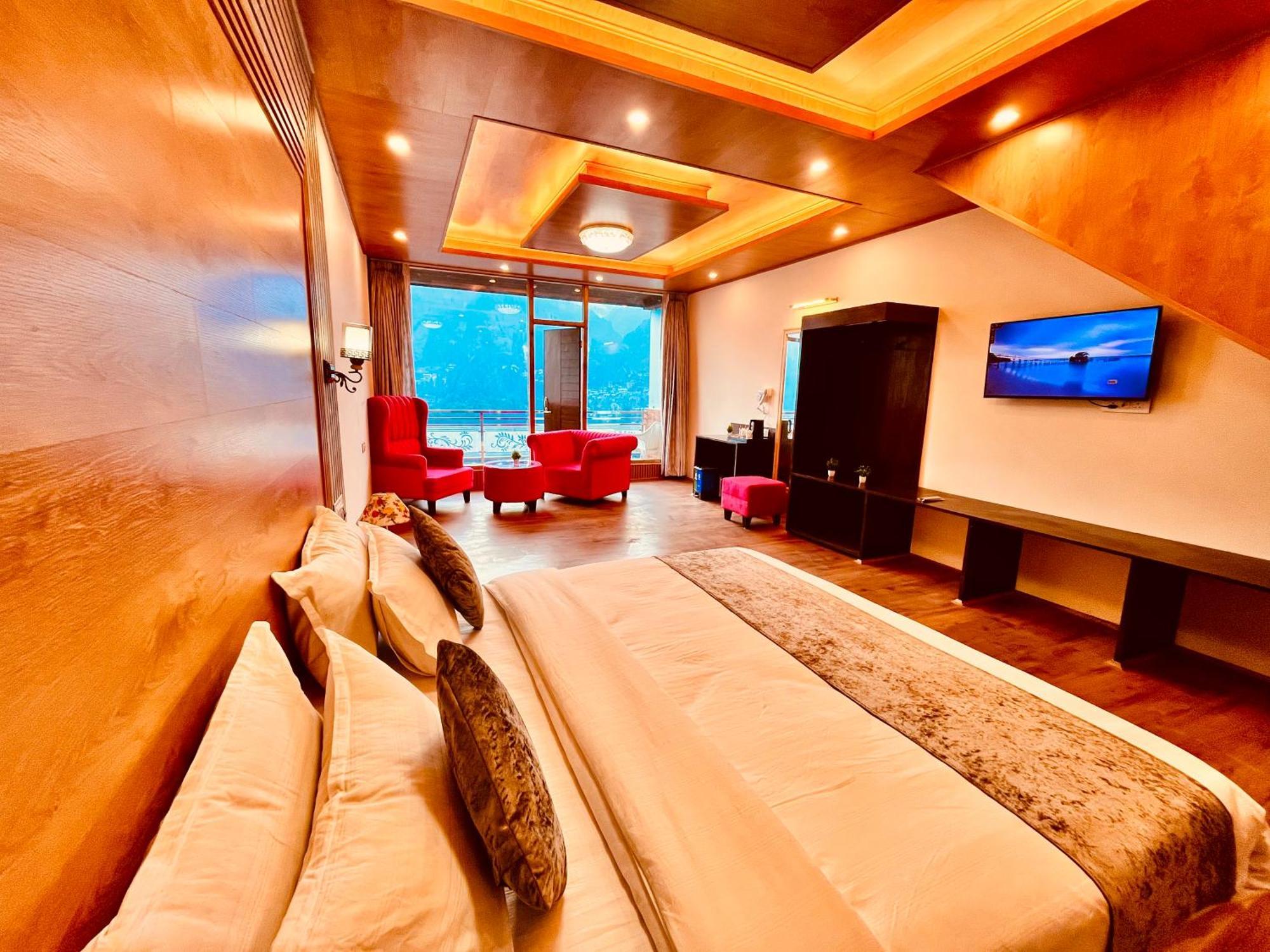 Naina Deventure Resort, Manali - Premium Rooms With Centrally Heated & Scenic View Exterior photo