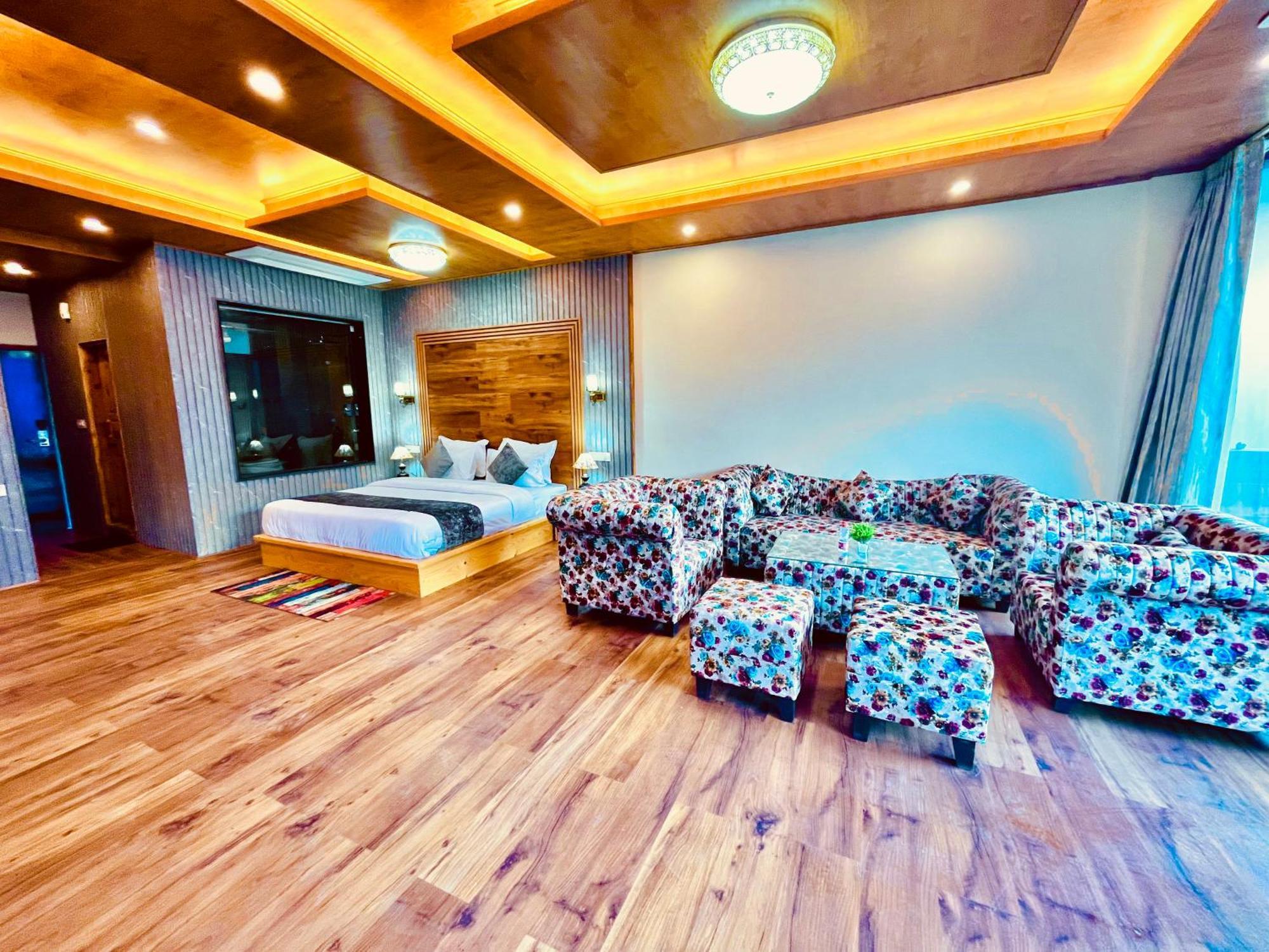 Naina Deventure Resort, Manali - Premium Rooms With Centrally Heated & Scenic View Exterior photo